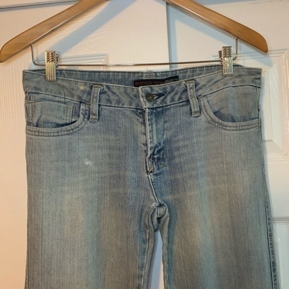 Buffalo David Button Light wash bootcut Jeans Size 28 R - Picture 3 of 8